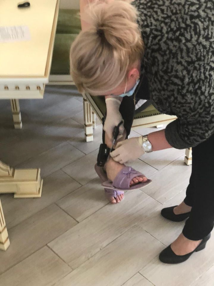 Із підозрюваної в убивстві Шеремета зняли електронний браслет. ФОТО dqxikeidqxidqrant