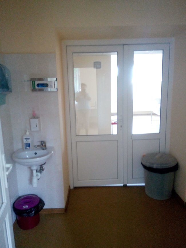 Як лікують коронавірус у державній лікарні в Києві. Особистий досвід 04 Як лікують коронавірус у державній лікарні в Києві. Особистий досвід 04