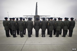 Харьков, траурная церемония перед отправкой тел погибших в катастрофе "Боинга-777" в Нидерланды