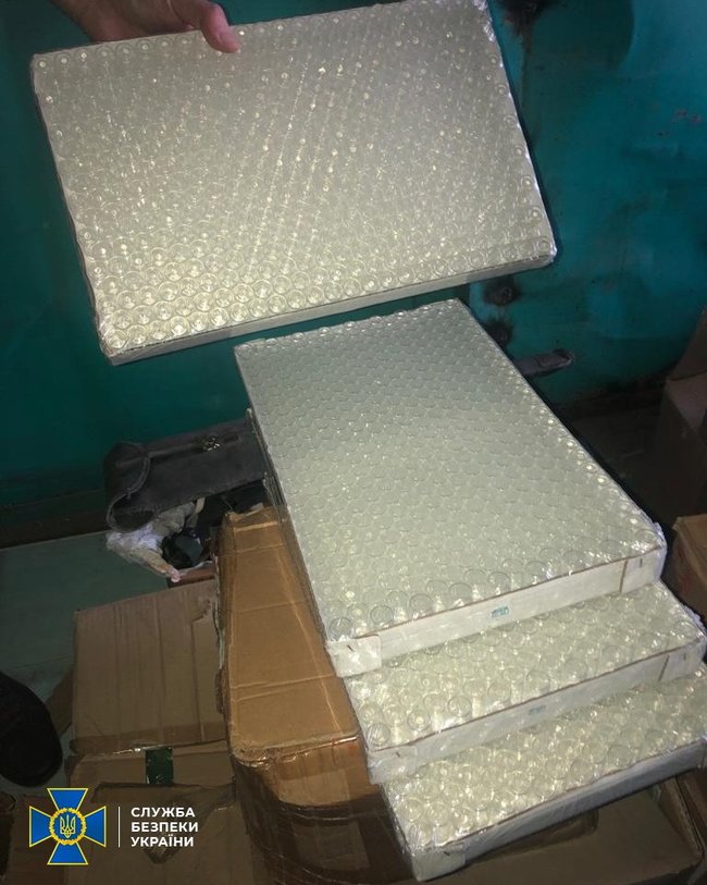 СБУ блокувала маÑштабне виробництво фальÑифікованих ліків з річним обігом понад 15 млн грн 06
