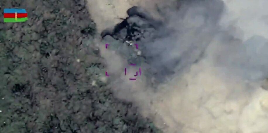 Беспилотники нанесли удар по танкам Армении.