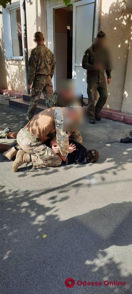           - 2 -  dqxikeidqxidqeant