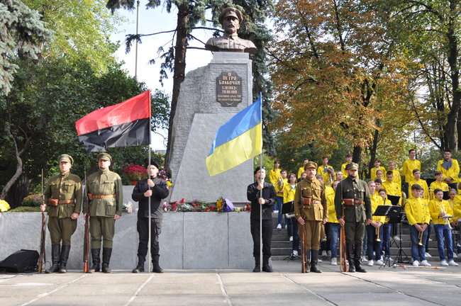 Памятник визволителю Криму Болбочану відкрили в Києві 01 Памятник визволителю Криму Болбочану відкрили в Києві 01 dqxikeidqxidqrant
