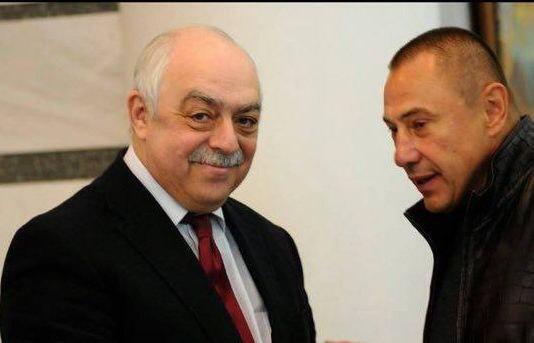 Вадим Казарцев (справа). dqxikeidqxidqrant