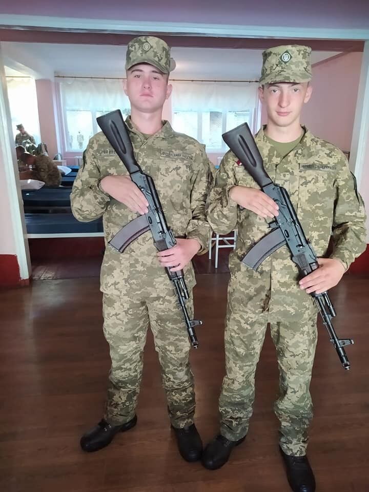 В 2020 году Эдуард Полянский стал первокурсником ХУВС.