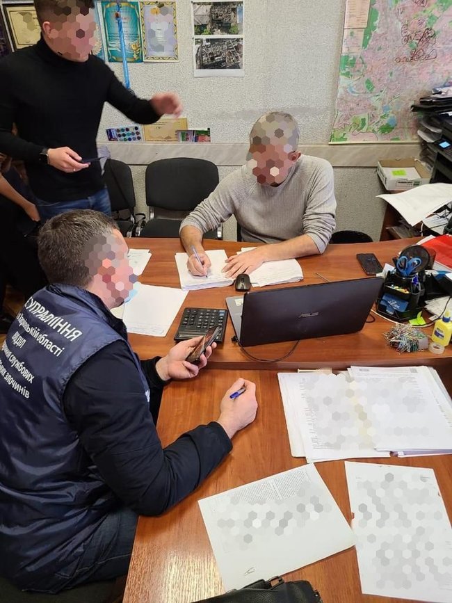 Замдиректора департамента Харьковского горсовета воровал деньги, выделенные на ремонт многоэтажек, - прокуратура 02 dqxikeidqxidqrant