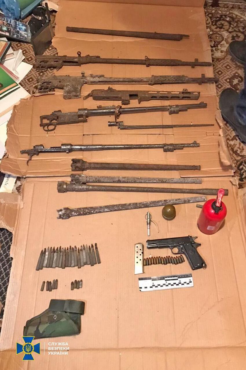 СБУ задержала опасных диверсантов "ЛНР" и разоблачила их схроны