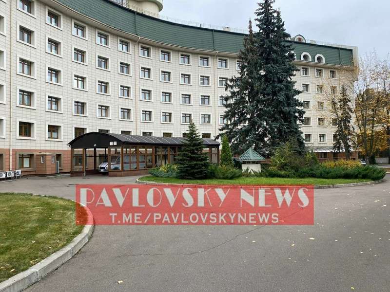 Корпус "Феофании" фактически превратился в режимный объект dqxikeidqxidqeant