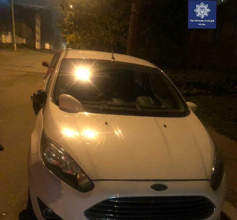 Поврежденный автомобиль dqxikeidqxidqrant