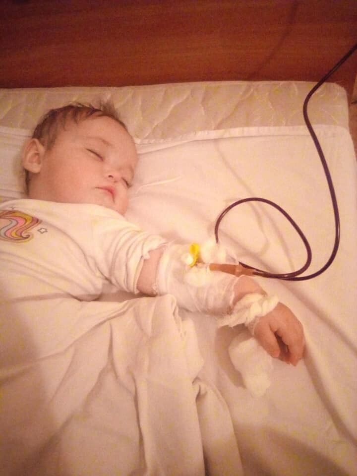 Илона была единственной дочерью и внучкой