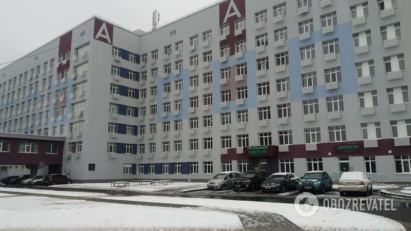 Больницу могут перевести только на прием заболевших COVID-19.