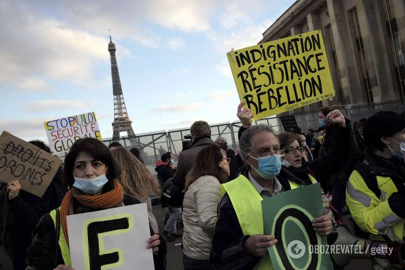 Массовый протест против закона "О глобальной безопасности"