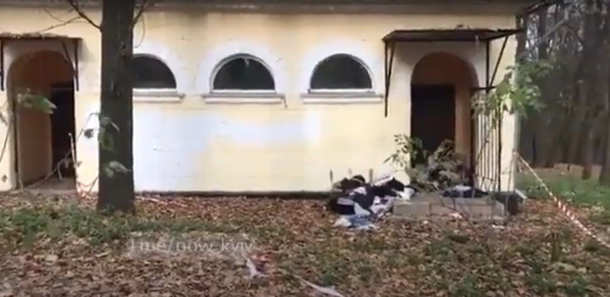 Место обнаружения тела женщины в Киеве. dqxikeidqxidqrant