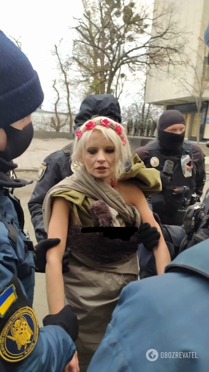 Девушку задержали