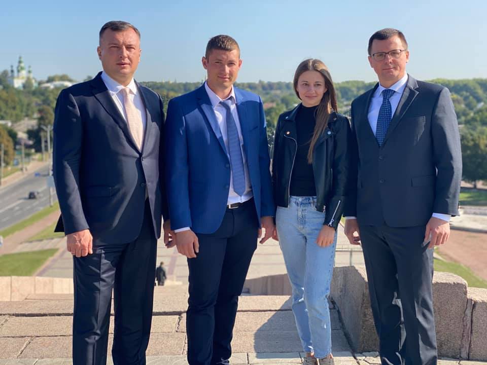 Олег Семинский (слева) и Екатерина Демченко.