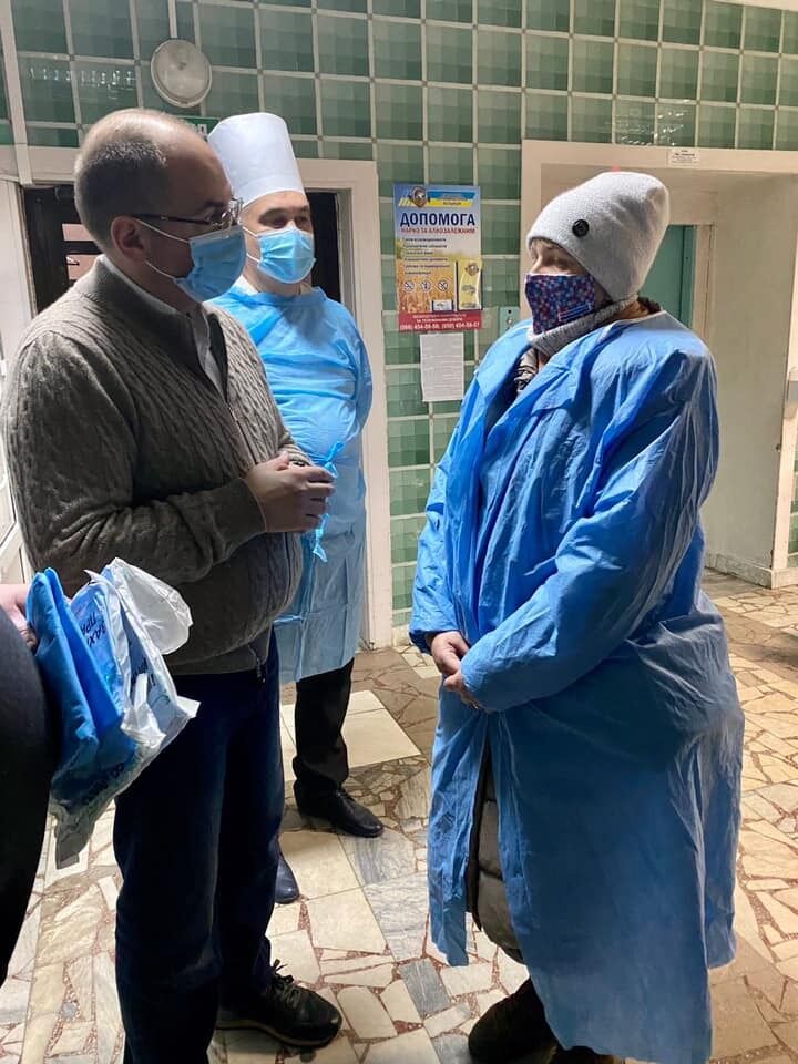 Министр пообщался с медперсоналом больниц dqxikeidqxidqeant