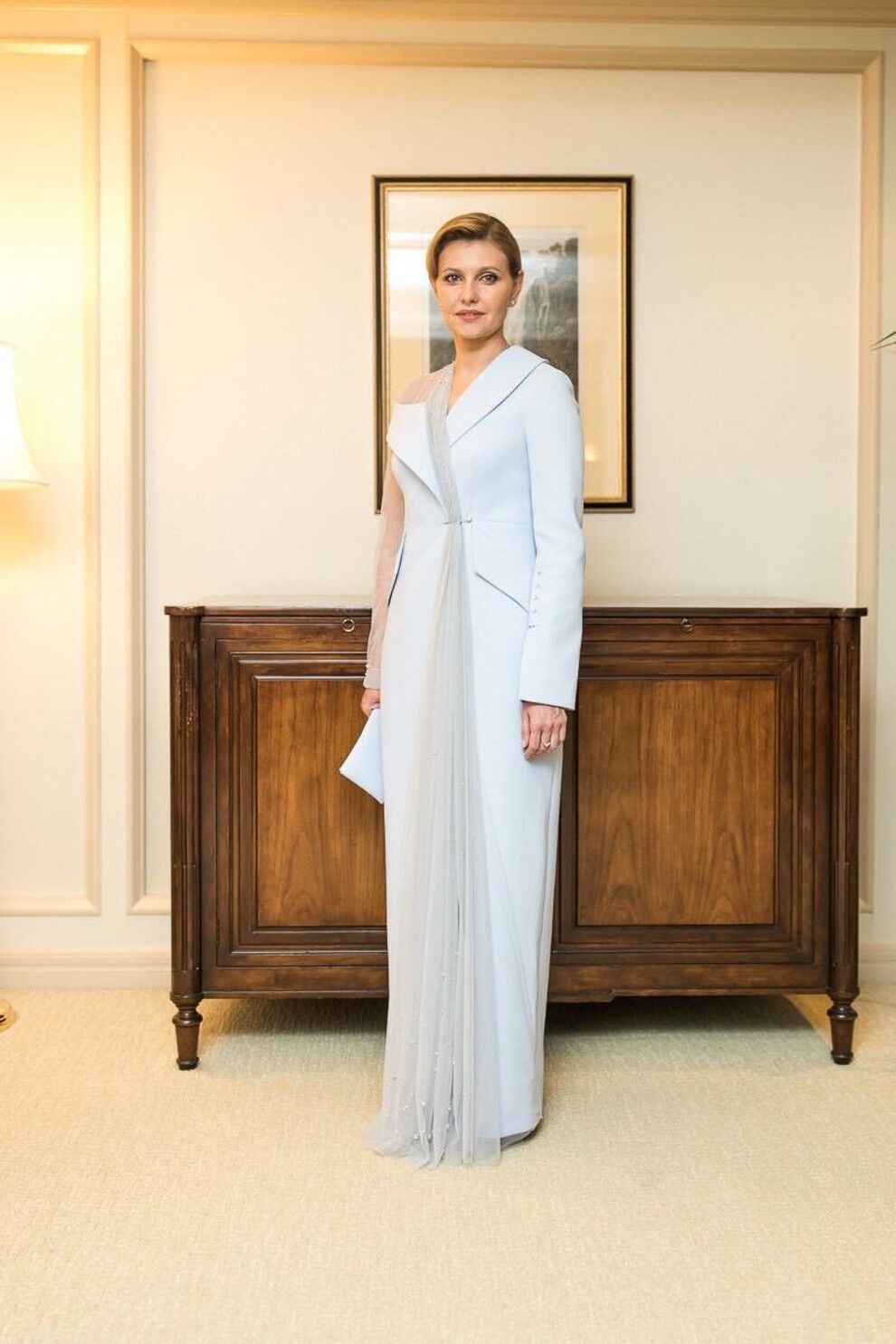 Елена Зеленская в платье.