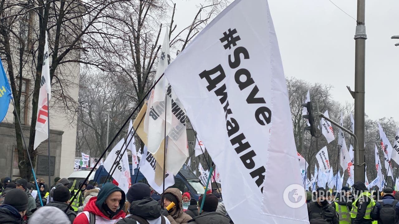 Бизнес требует отменить карантинные ограничения