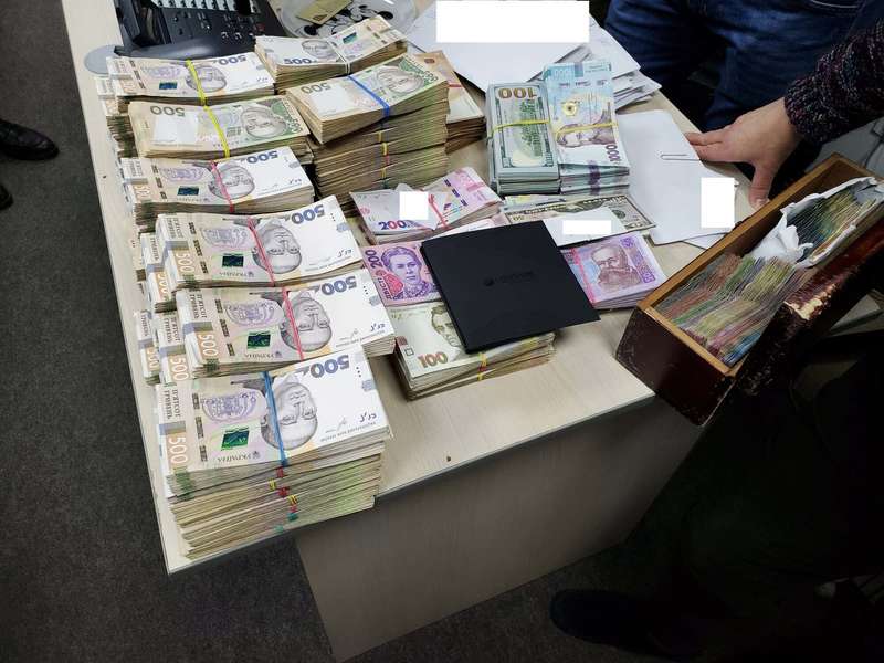 Государственная фискальная служба разоблачила менеджмент сети пиццерий