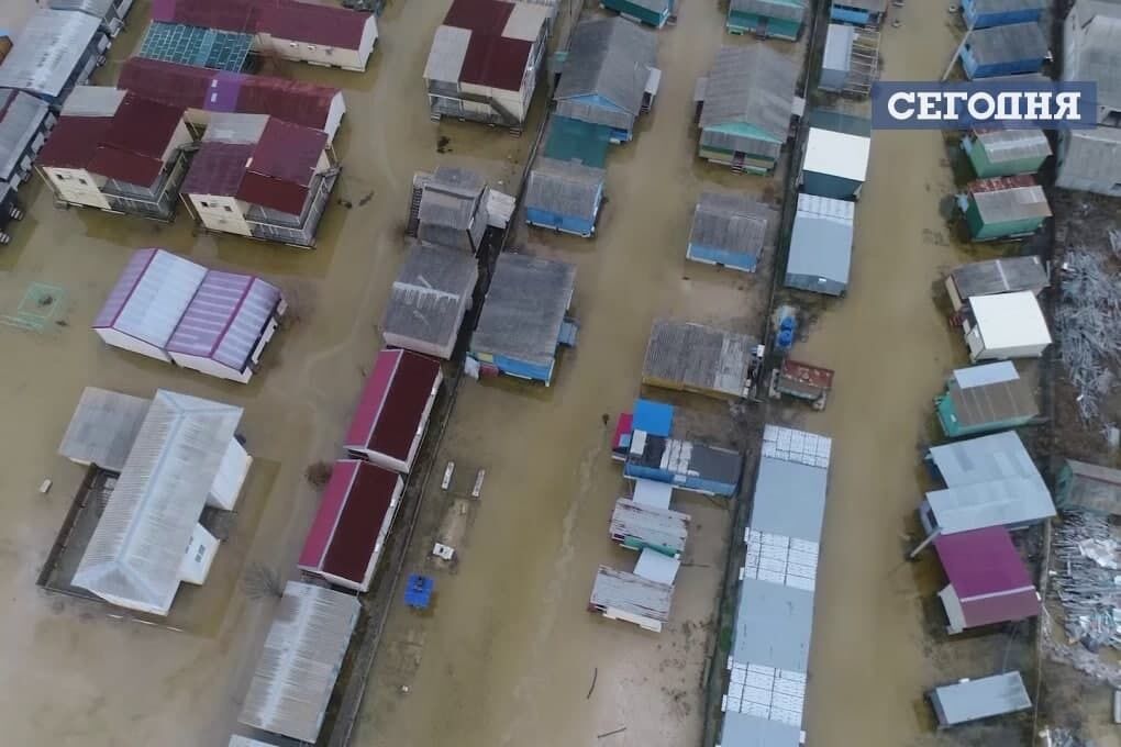 Кирилловка под водой после сильного шторма dqxikeidqxidqeant