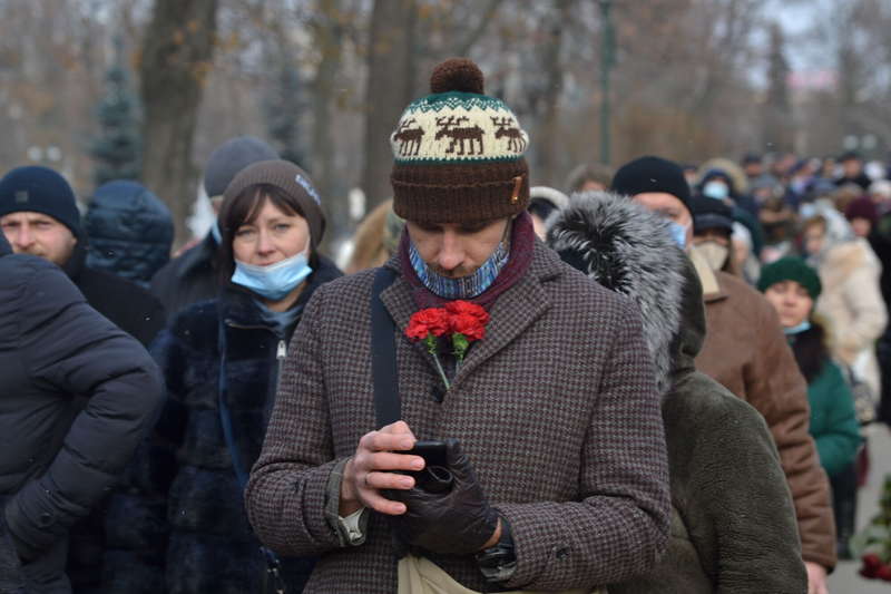 Кадры с похорон Кернеса