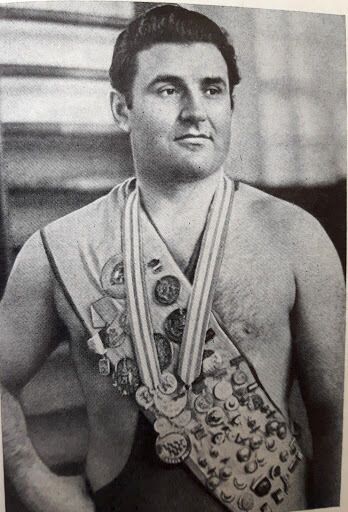 Иван Богдан выиграл Олимпиаду в Риме.