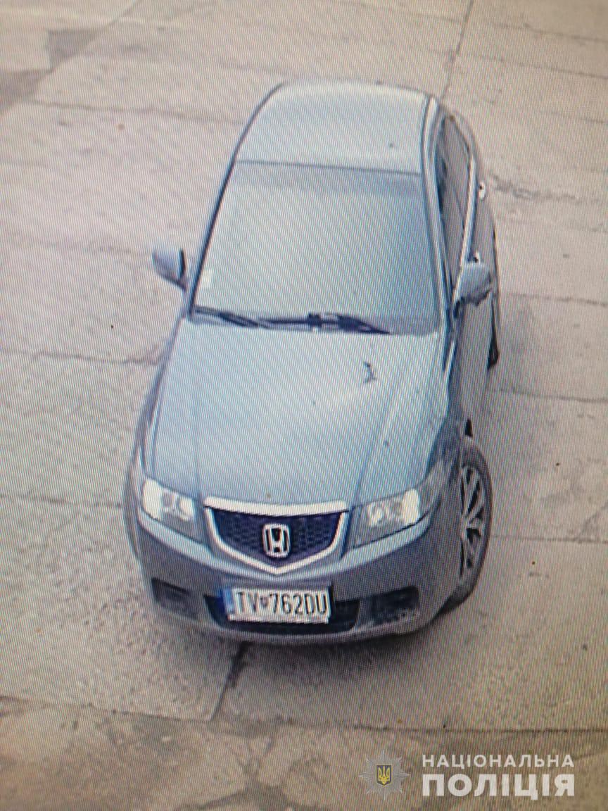 Под Одессой разыскивают мужчину, который расстрелял пассажира авто из ружья. Фото: Нацполиция dqxikeidqxidqeant