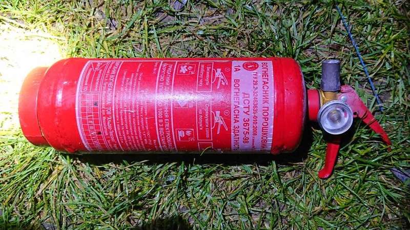 У Чернігові через феєрверк загорілася автівка