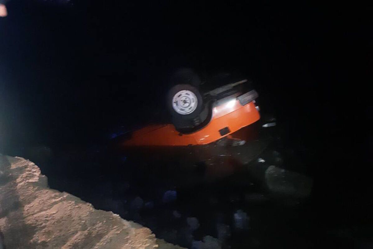 В Днепропетровской области легковушка слетела с моста в реку dqxikeidqxidqeant