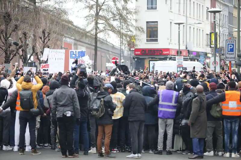 Протест в Брюсселе днем 13 января