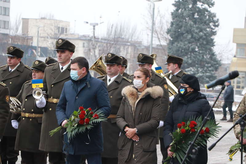 Руководство области на церемонии прощания