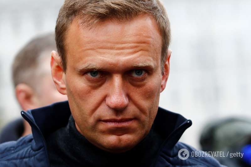 Алексей Навальный вернулся в Россию после лечения и полугодичного пребывания на Западе dqxikeidqxidqrant