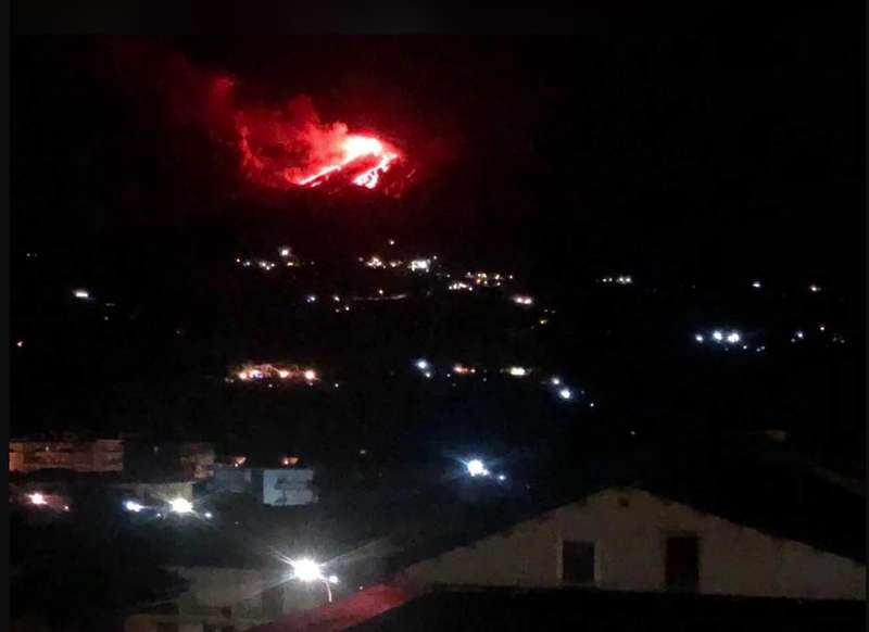 Вид на вулкан