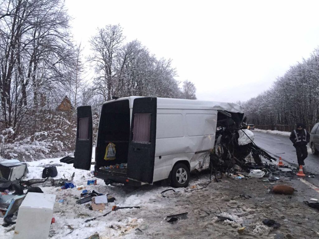 Еще четыре человека пострадали в ДТП на Львовщине.