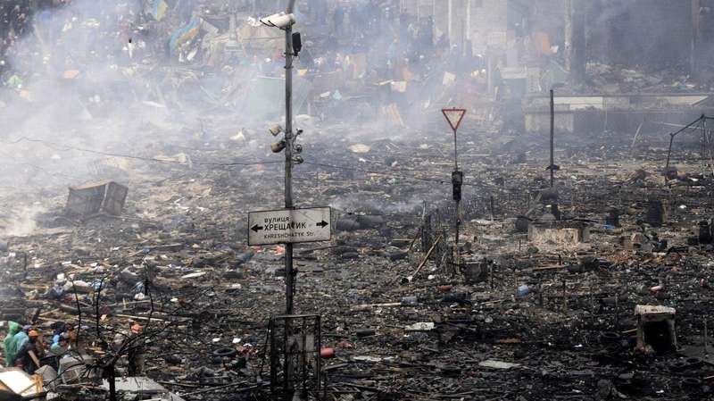 <b>«Политическое самоубийство».</b> Как назначенные Зеленским чиновники разрушают его карьеру и угрожают обществу - Заборона maidan kolesnikov - <b>«Политическое самоубийство».</b> Как назначенные Зеленским чиновники разрушают его карьеру и угрожают обществу - Заборона dqxikeidqxidqrant