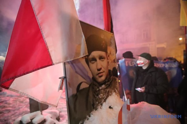 Память погибшего на Майдане белоруса Жизневского почтили в Киеве 02 dqxikeidqxidqrant