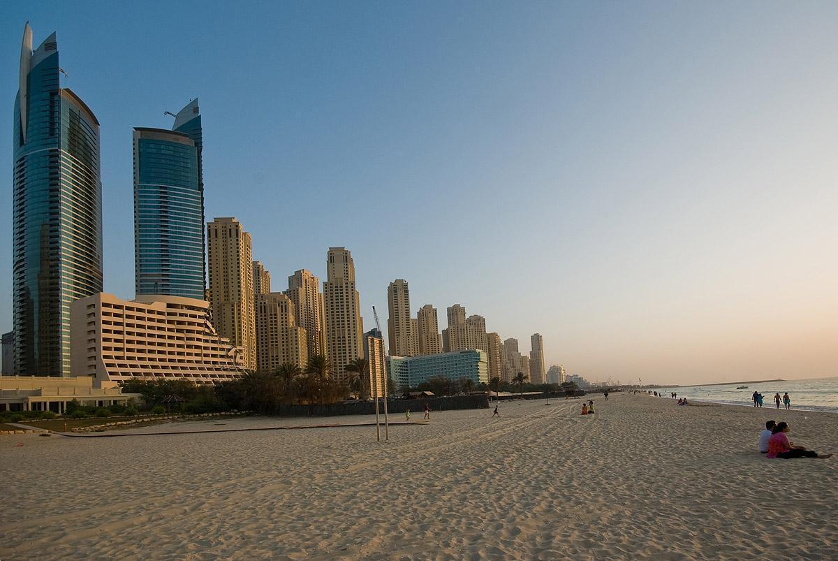 Пляж в Дубае dqxikeidqxidqrant