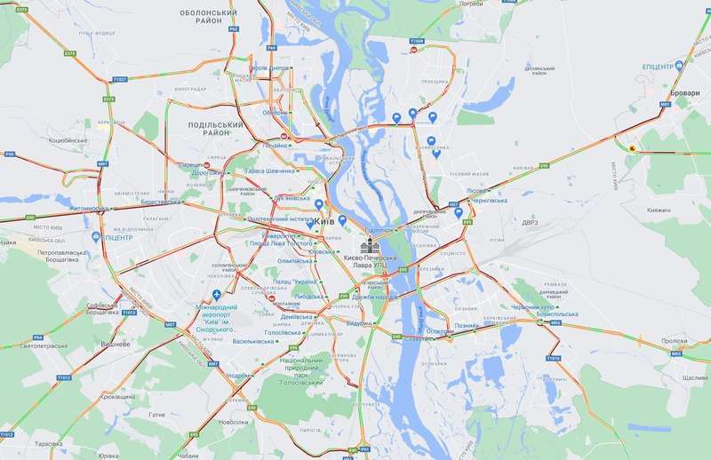 В Киеве из-за снегопада образовались многочисленные пробки dqxikeidqxidqeant