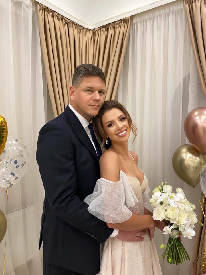 Фото: пара поженилась 20 февраля dqxikeidqxidqrant