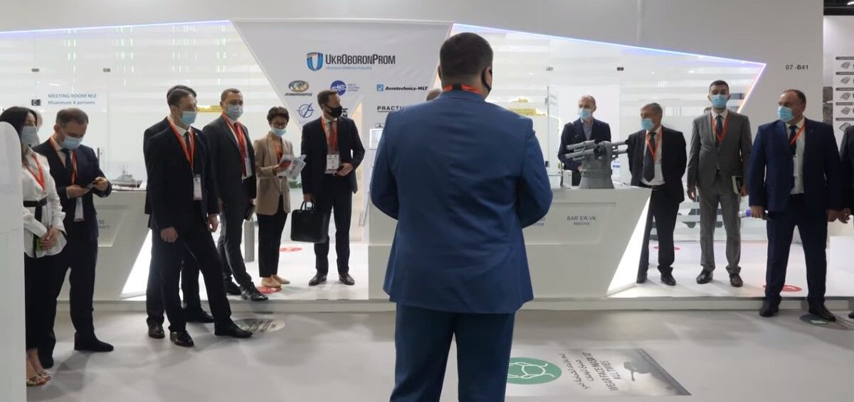 "Укроборонпром" представляет новую военную технику на выставке в ОАЭ dqxikeidqxidqrant