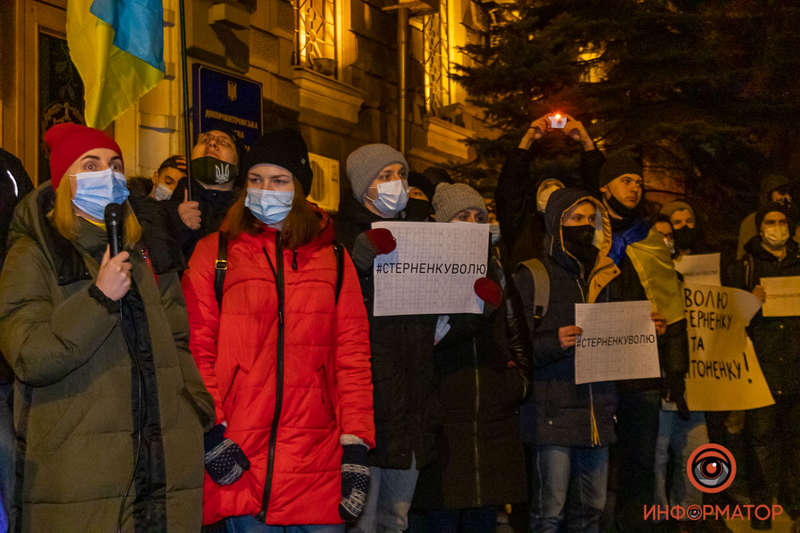 Под флагами собрались представители различных общественных организаций Днепра