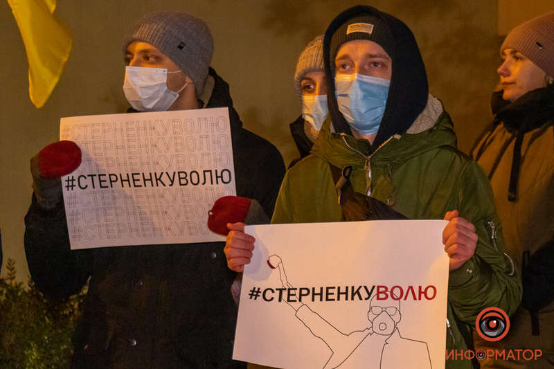 Люди выстраивались в очередь, чтобы поделиться своим мнением