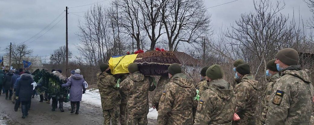 Прощание с погибшим воином dqxikeidqxidqeant