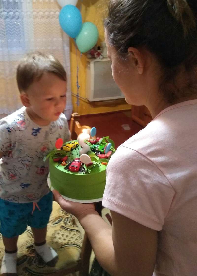 Маленькому Давиду всего 3,5 годика dqxikeidqxidqeant