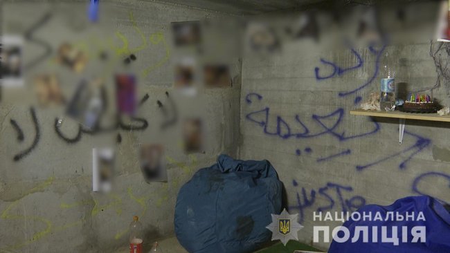     ,   ,         , -  06