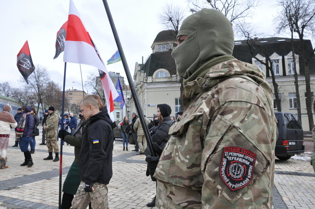 Чествования по случаю Дня добровольца на Михайловской площади в Киеве 17