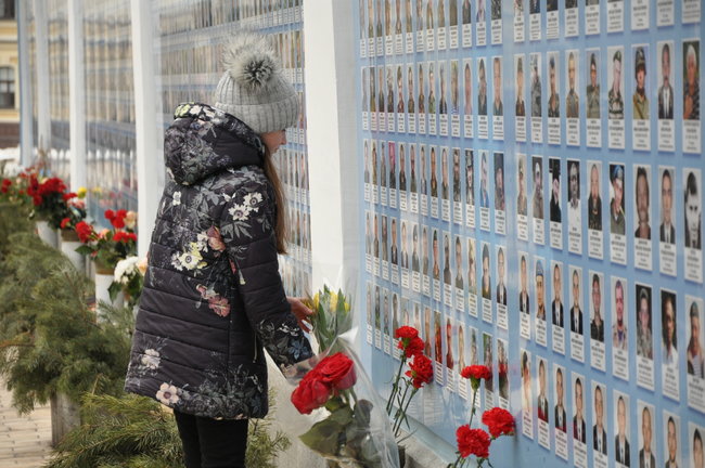 Чествования по случаю Дня добровольца на Михайловской площади в Киеве 21