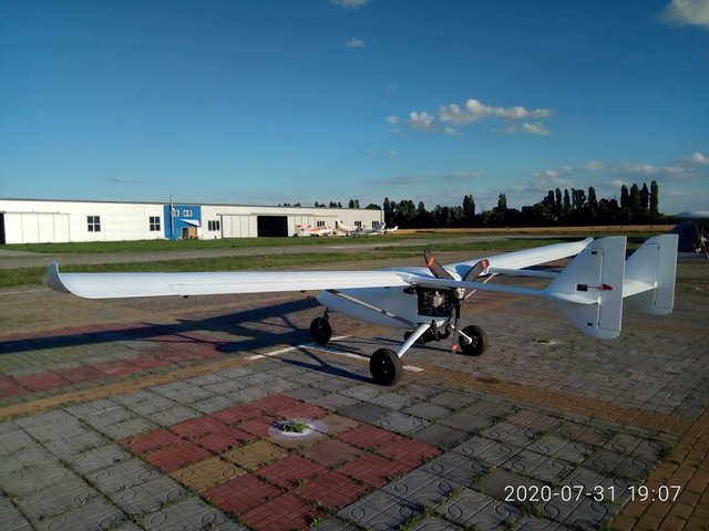 Український безпілотник