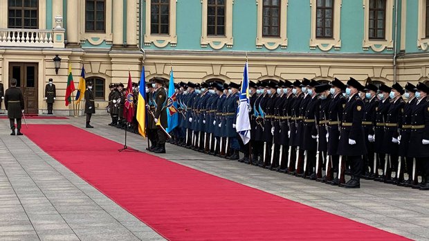 Церемонія dqxikeidqxidqeant