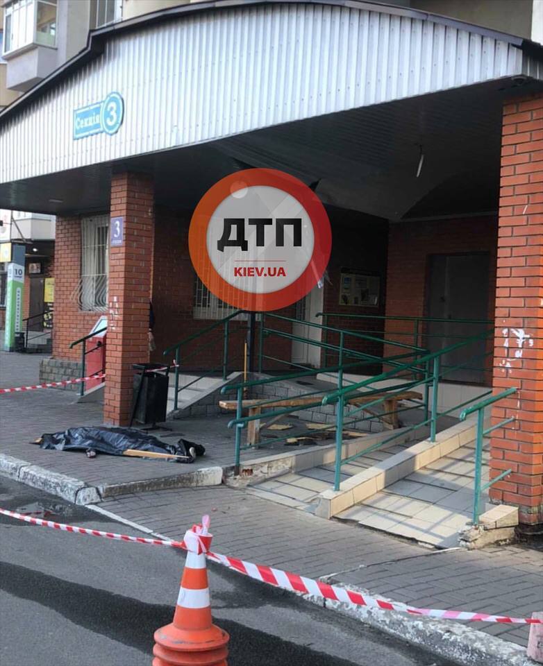      .  18+ dqxikeidqxidqrant